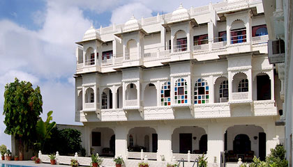 Hotel Mahendra Prakash